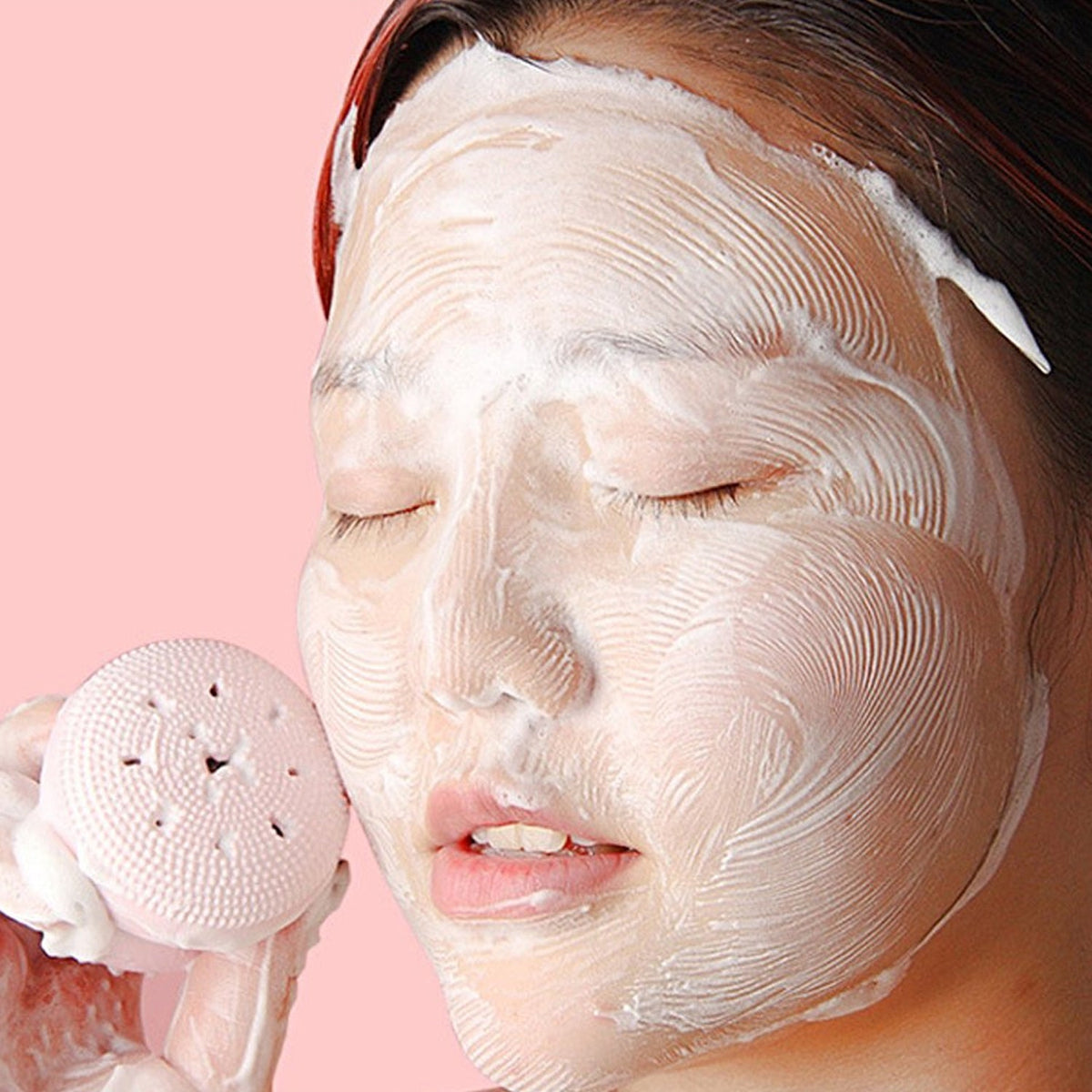 Soft bristles of the silicone facial cleansing brush providing gentle exfoliation.