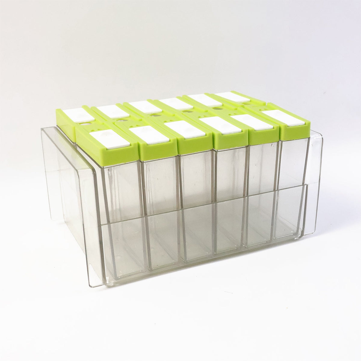 Durable plastic spice rack with fitted lids to keep spices fresh